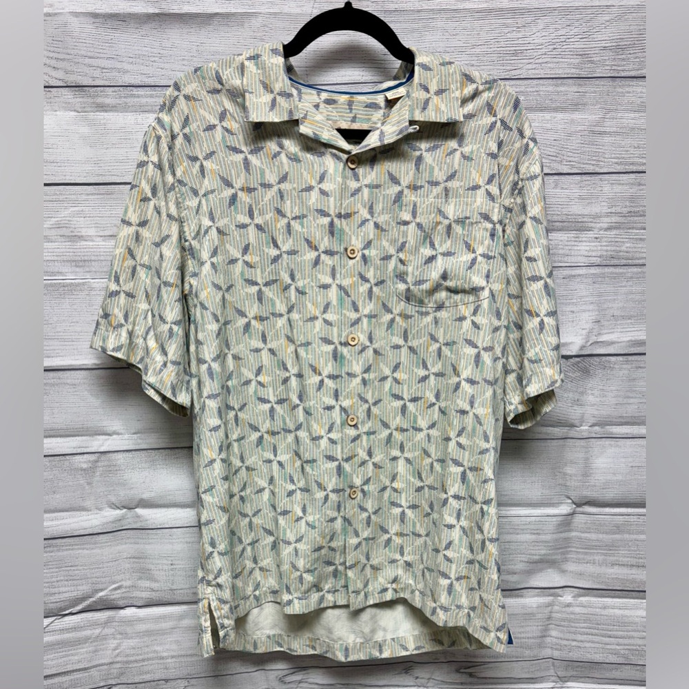 Tommy Bahama Buttondown